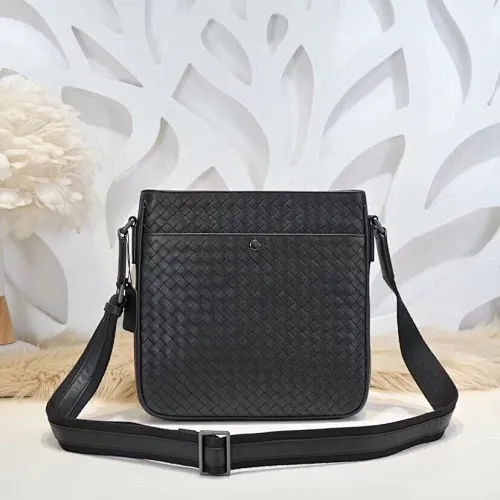 All categories 💚 Top version men’s bags 💚 BV 2024 new BV crossbody bag